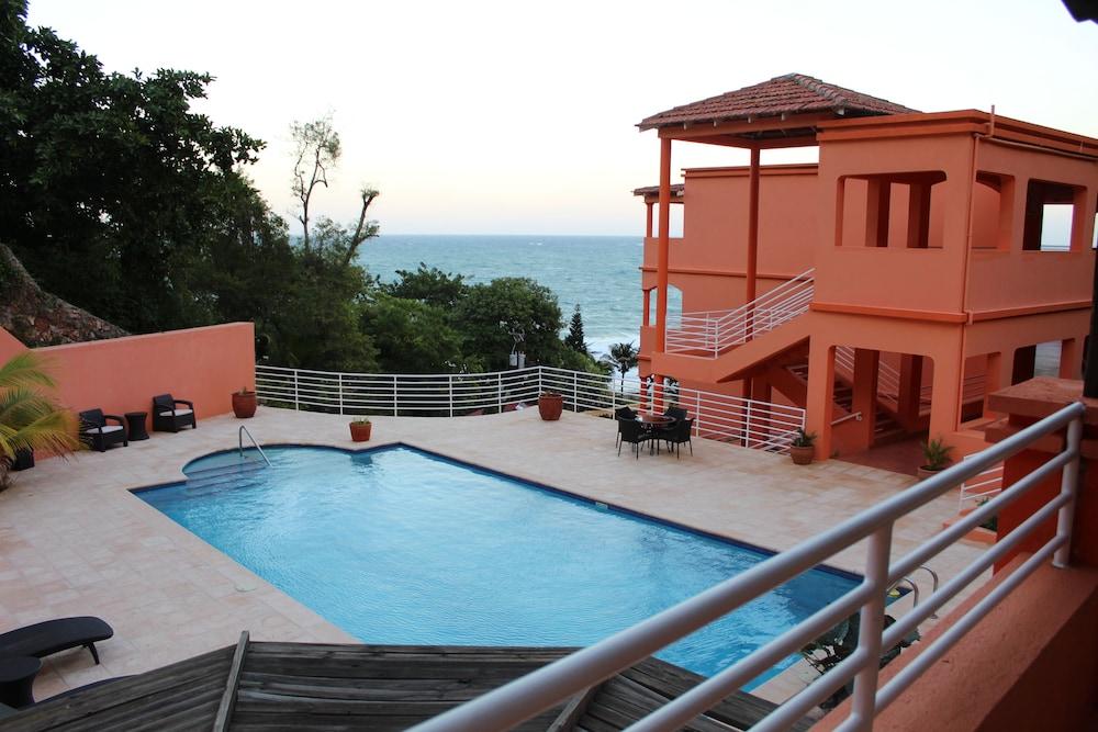 Rival Hotel Cap-Haïtien Exterior foto